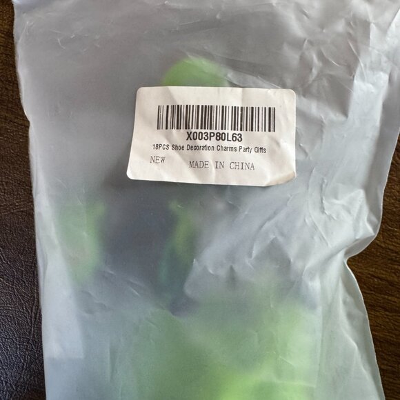 18 piece Shrek Crocs Charms, 8 ears, 10 Shoe Decor Accessories, white crocs - Picture 10 of 12